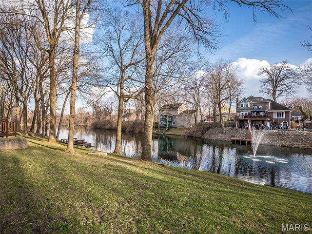 40 Sugar Lane, Collinsville, IL 62234