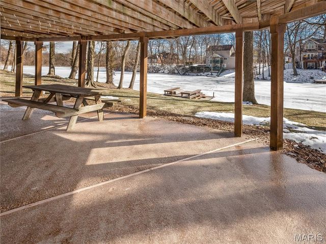 40 Sugar Lane, Collinsville, IL 62234