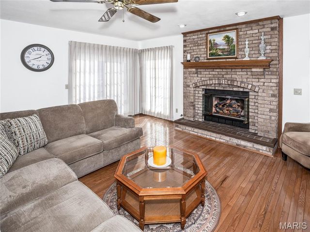 40 Sugar Lane, Collinsville, IL 62234