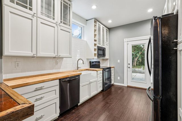 15 E 9th Street, Newport, KY 41071