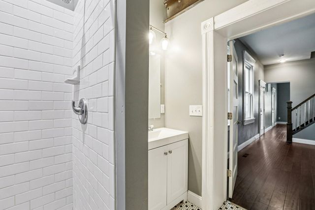 15 E 9th Street, Newport, KY 41071