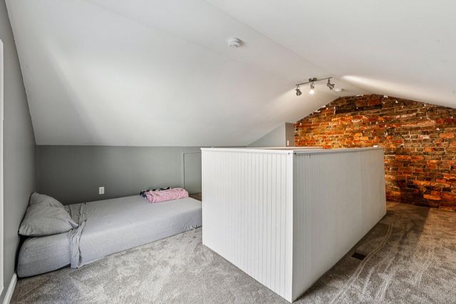 15 E 9th Street, Newport, KY 41071