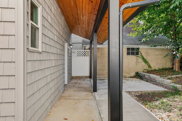 15 E 9th Street, Newport, KY 41071