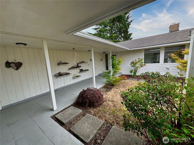 470 Canal Drive NE, Ocean Shores, WA 98569