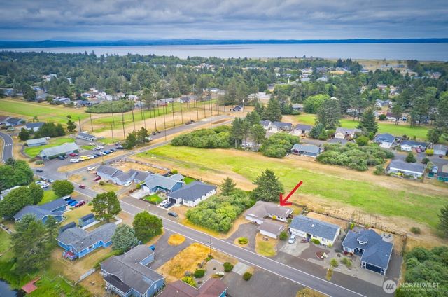 470 Canal Drive NE, Ocean Shores, WA 98569