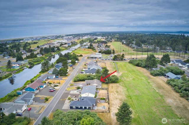 470 Canal Drive NE, Ocean Shores, WA 98569