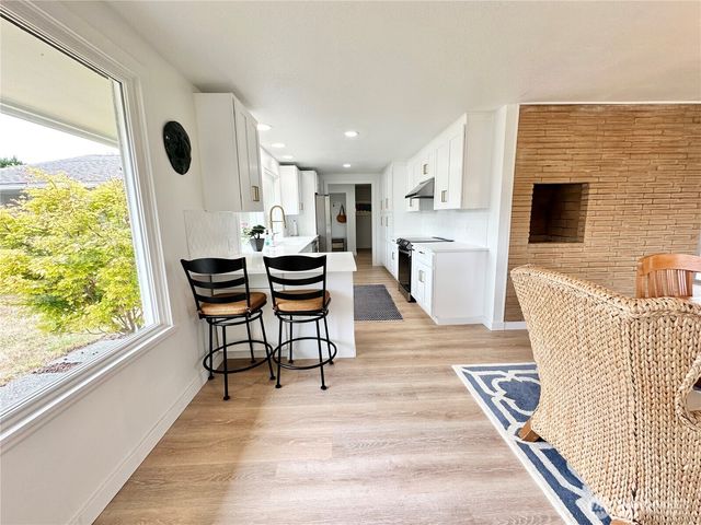 470 Canal Drive NE, Ocean Shores, WA 98569