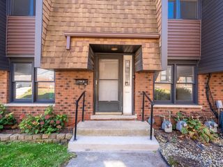 12738 S Kenneth Avenue E, Alsip, IL 60803