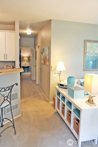 538 241st Lane SE, Sammamish, WA 98074