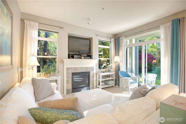 538 241st Lane SE, Sammamish, WA 98074