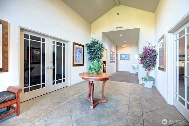 538 241st Lane SE, Sammamish, WA 98074