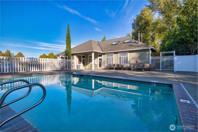 538 241st Lane SE, Sammamish, WA 98074