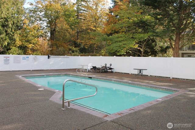 538 241st Lane SE, Sammamish, WA 98074