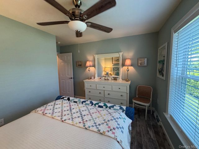 1661 Old Country Road 567, Riverhead, NY 11901