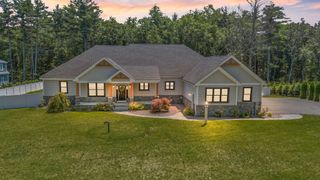 7 Lilac Ridge Road, Windham, NH 03087