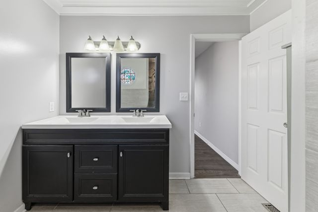 121 Jackson St, Mount Pleasant, TN 38474