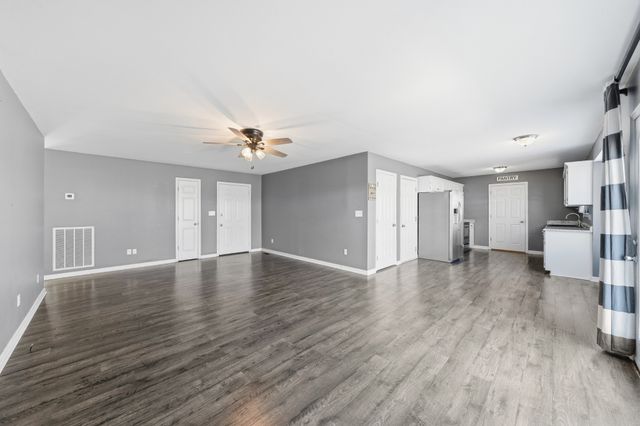 121 Jackson St, Mount Pleasant, TN 38474