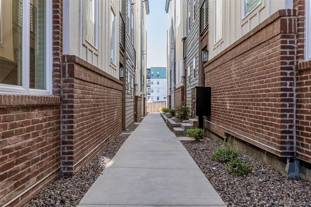 3511 S Marion Street D, Englewood, CO 80113