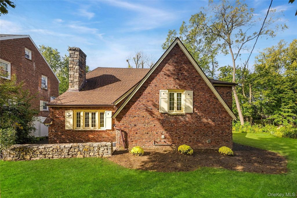 131 Westminster Drive, Yonkers, NY 10710 — exterior