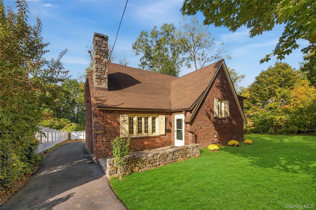 131 Westminster Drive, Yonkers, NY 10710 — photo 3