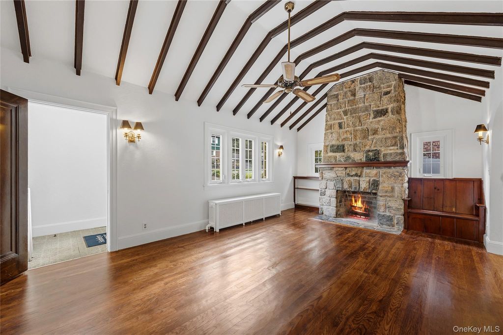 131 Westminster Drive, Yonkers, NY 10710 — photo 5