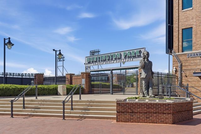 250 W Spring Street, 326, Columbus, OH 43215