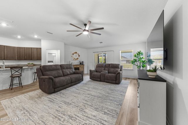 11189 STAPLETON Drive, Jacksonville, FL 32222