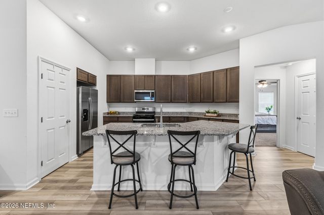 11189 STAPLETON Drive, Jacksonville, FL 32222