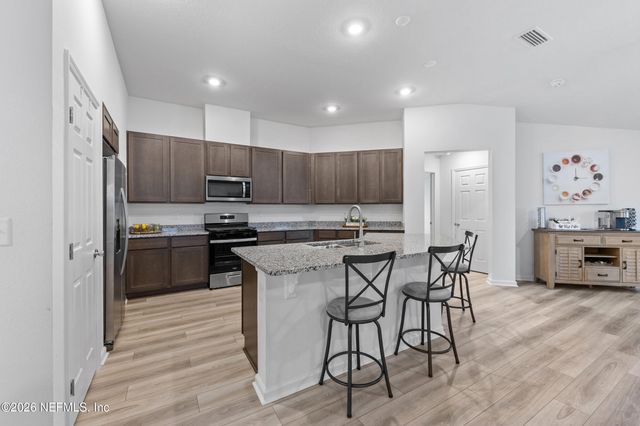 11189 STAPLETON Drive, Jacksonville, FL 32222
