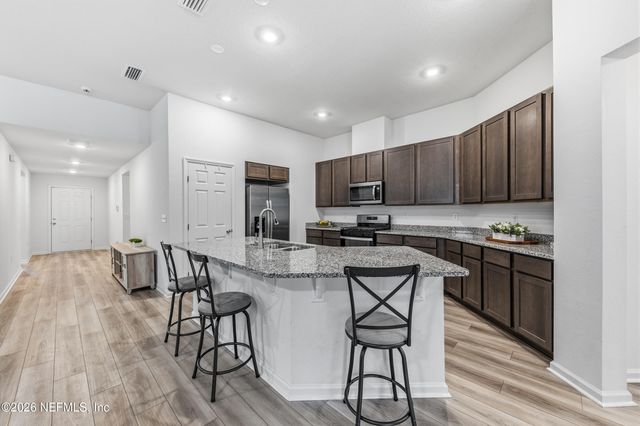 11189 STAPLETON Drive, Jacksonville, FL 32222