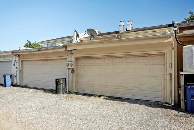 1807 Saxony Lane, Houston, TX 77058