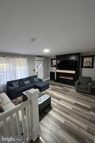 1961 CHESTNUT ST, Harrisburg, PA 17104