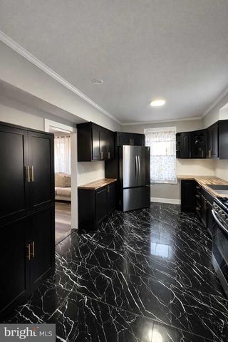 1961 CHESTNUT ST, Harrisburg, PA 17104