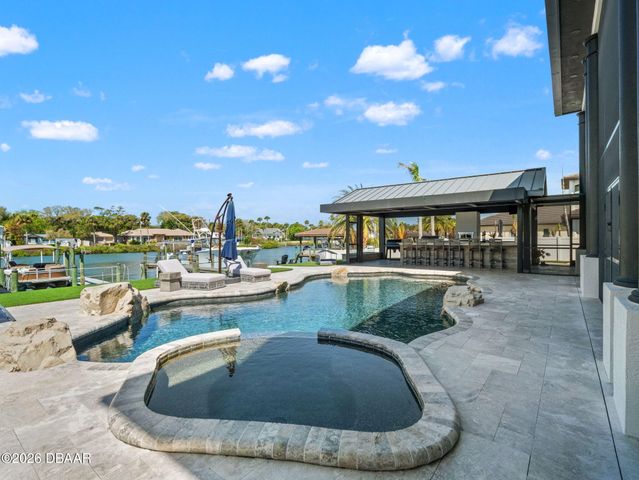 1214 Commodore Drive, New Smyrna Beach, FL 32168