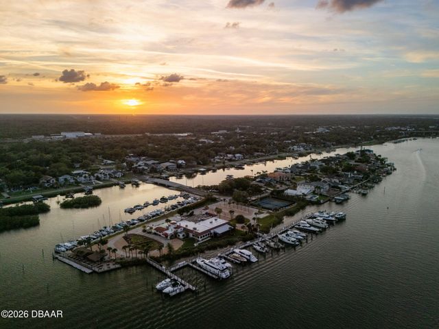 1214 Commodore Drive, New Smyrna Beach, FL 32168