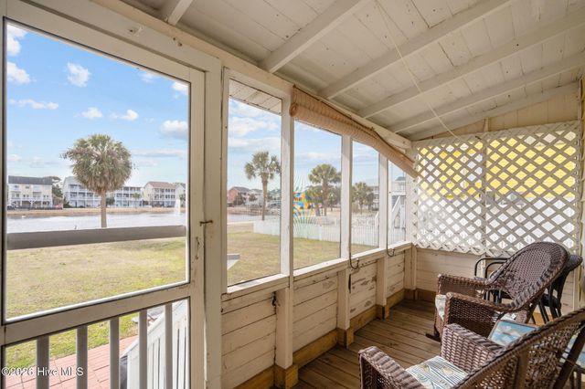 305 Atlanta Avenue, Carolina Beach, NC 28428