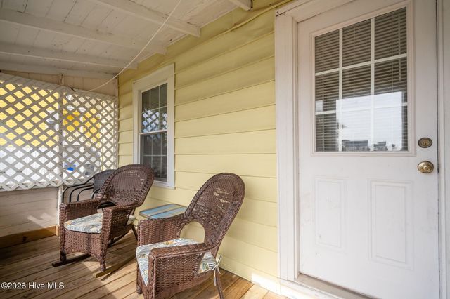 305 Atlanta Avenue, Carolina Beach, NC 28428