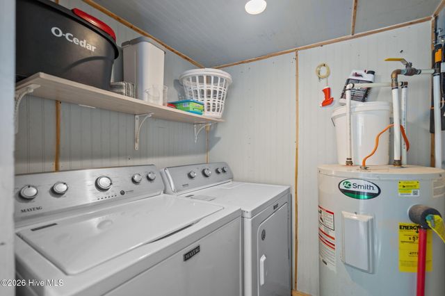 305 Atlanta Avenue, Carolina Beach, NC 28428