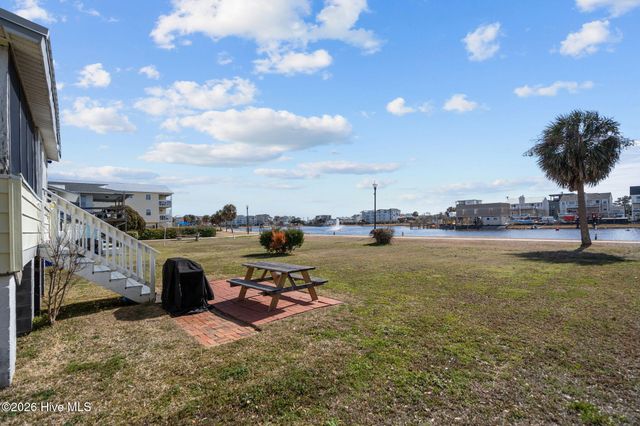 305 Atlanta Avenue, Carolina Beach, NC 28428