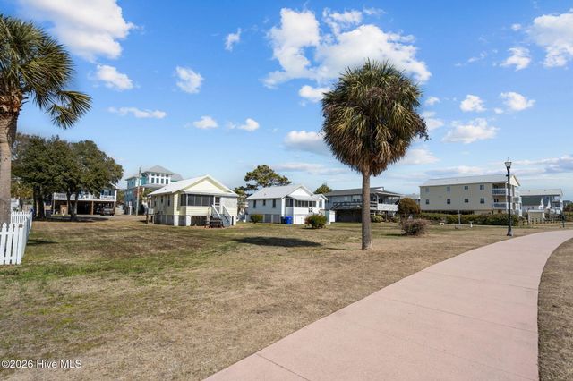 305 Atlanta Avenue, Carolina Beach, NC 28428