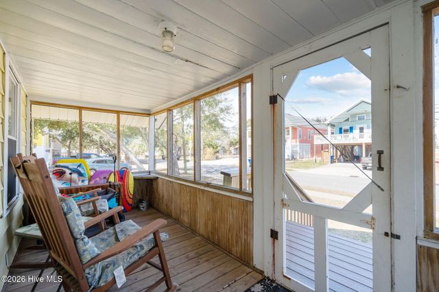 305 Atlanta Avenue, Carolina Beach, NC 28428