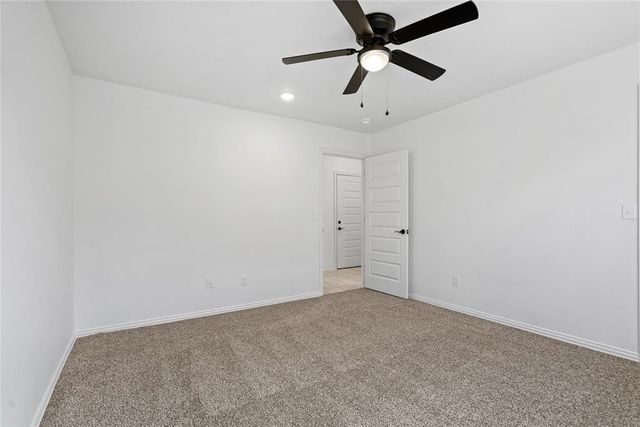 807 Chateau Court, Kingfisher, OK 73750