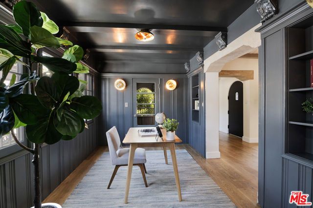 311 N MANSFIELD Avenue U, Los Angeles, CA 90036