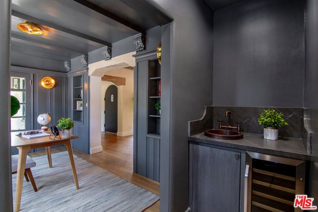 311 N MANSFIELD Avenue U, Los Angeles, CA 90036