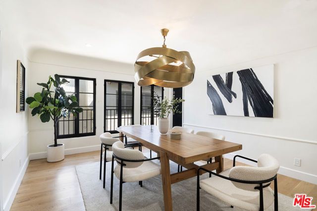 311 N MANSFIELD Avenue U, Los Angeles, CA 90036