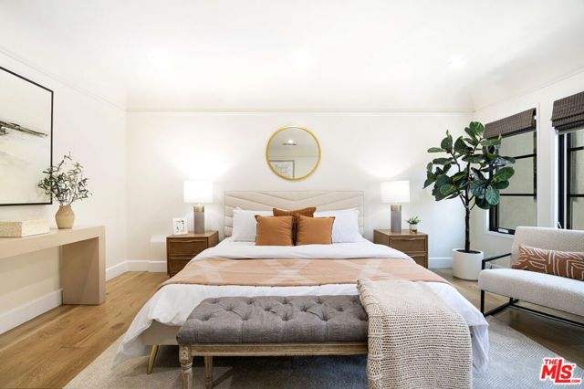 311 N MANSFIELD Avenue U, Los Angeles, CA 90036