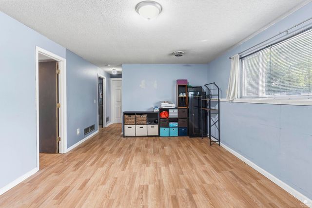 829 Allison Avenue, Manhattan, KS 66502