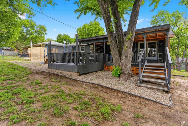 829 Allison Avenue, Manhattan, KS 66502