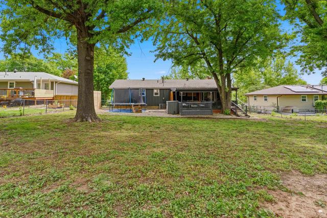 829 Allison Avenue, Manhattan, KS 66502
