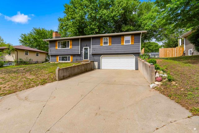 829 Allison Avenue, Manhattan, KS 66502